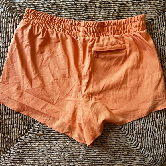 Girlfriend Collective Orange Trail Short - Picture 6 of 6